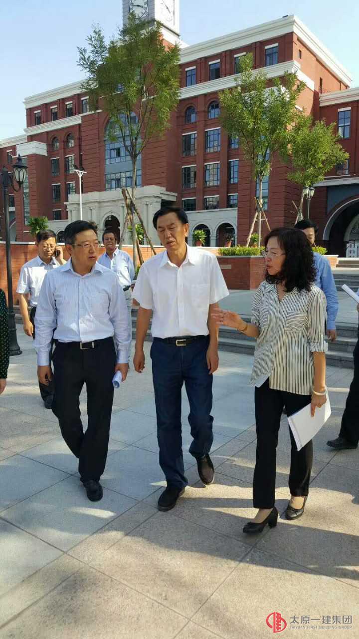 太原育英中学新校落成迎来首个教师节